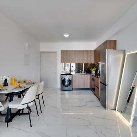 Oasis Luxury B101 - Pool View *